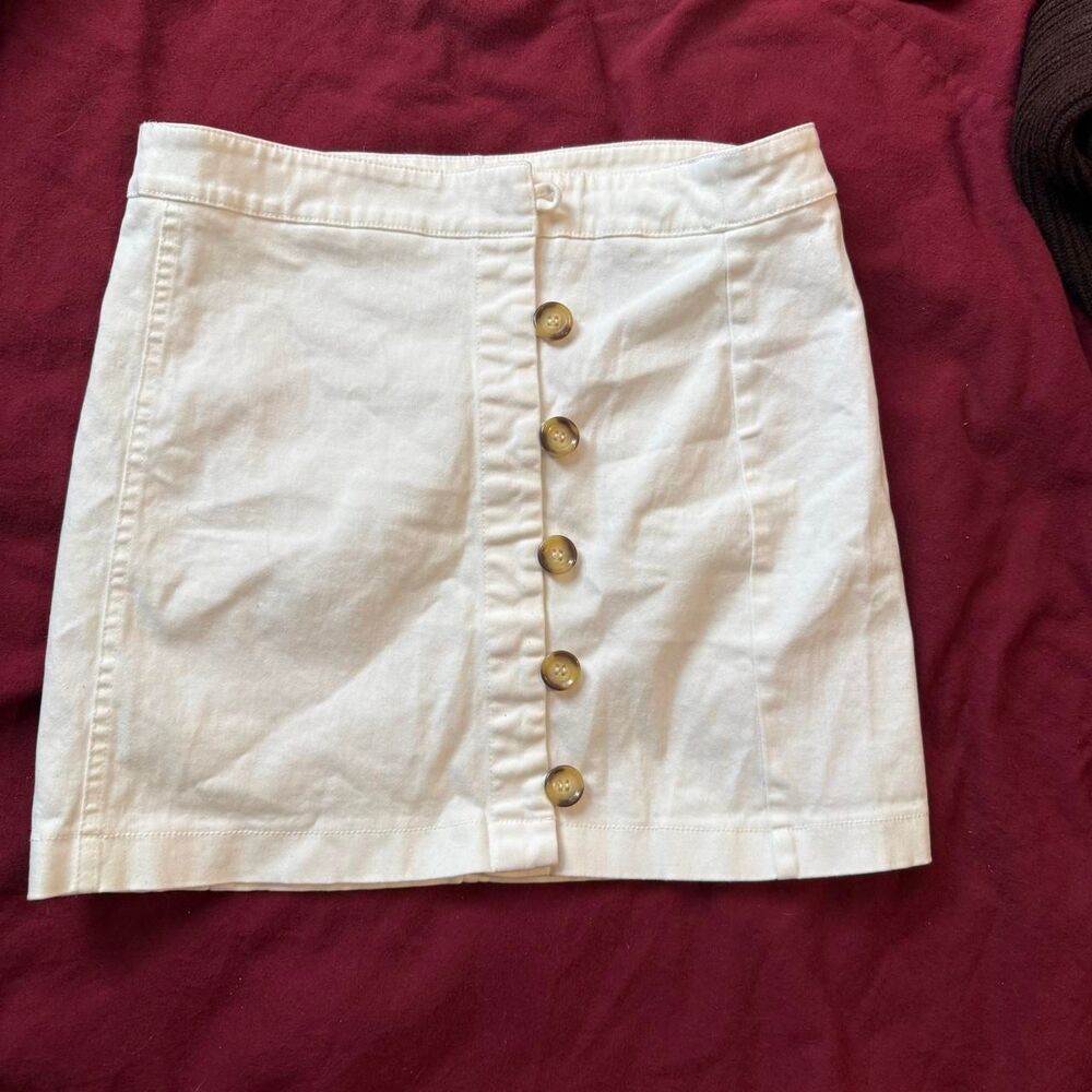 Forever-21 Women's White Skirt